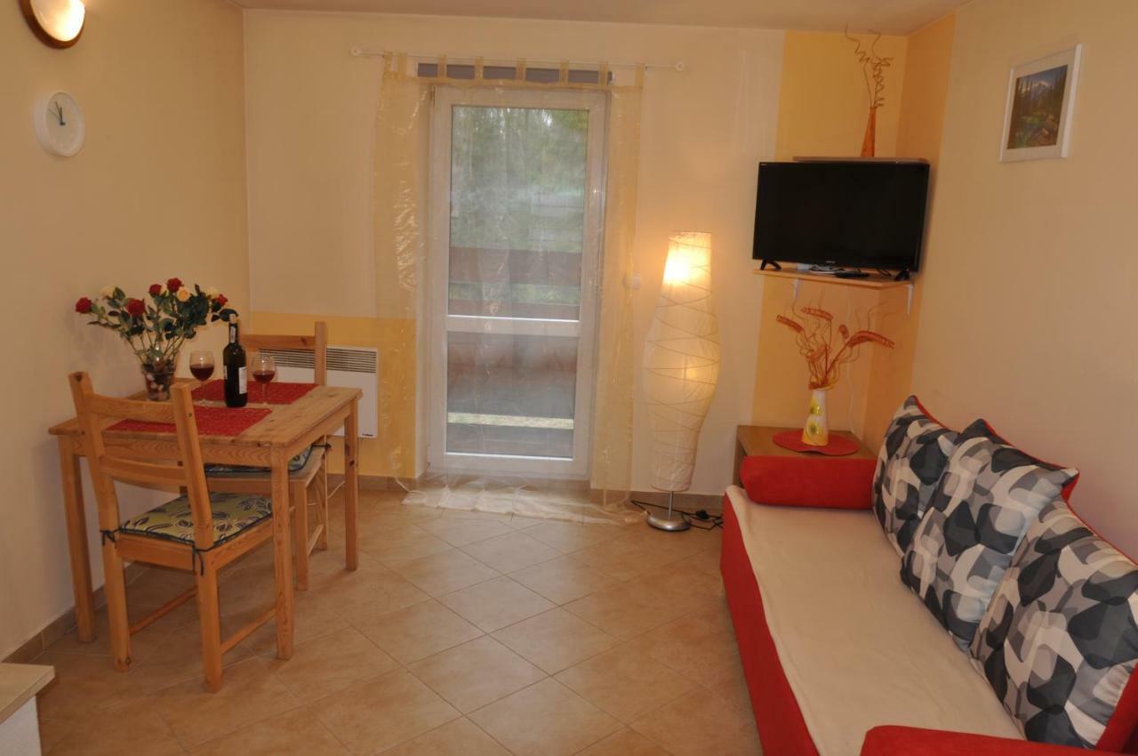 Apartamenty Sobiczkowa Wyspa コシチェリスコ エクステリア 写真
